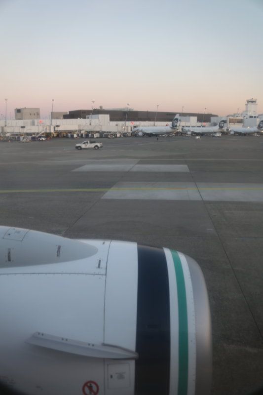 photo 005--- flight alaska airlines  seattle-anchorage 64_1